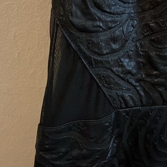 NWT Foreign Exchange Black Mesh Cut Out Embossed Textured Body Con Dress S - Picture 7 of 13